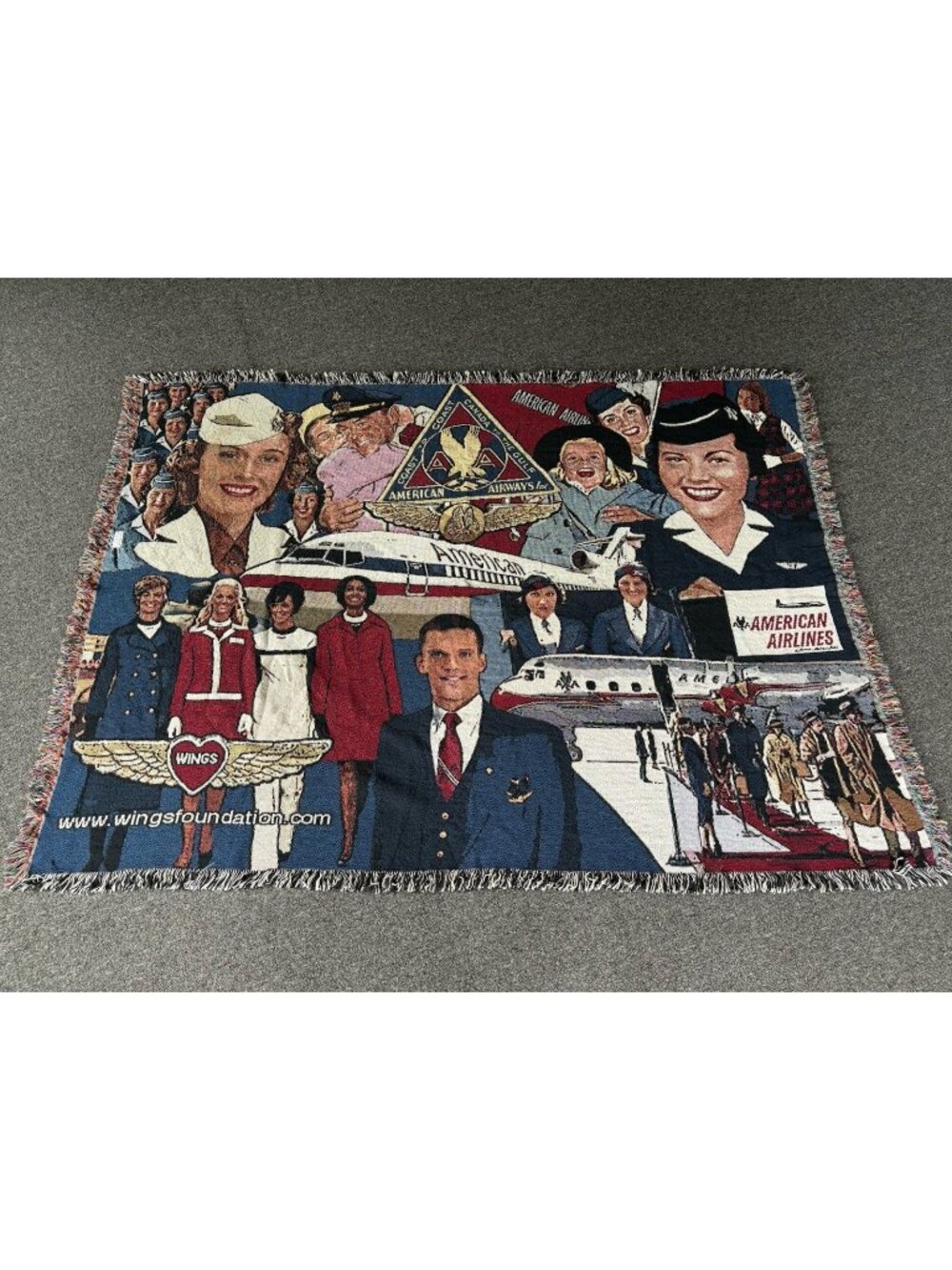 AMERICAN AIRLINES Woven Tapestry Blanket Flight Attendant Wings Foundation NEW